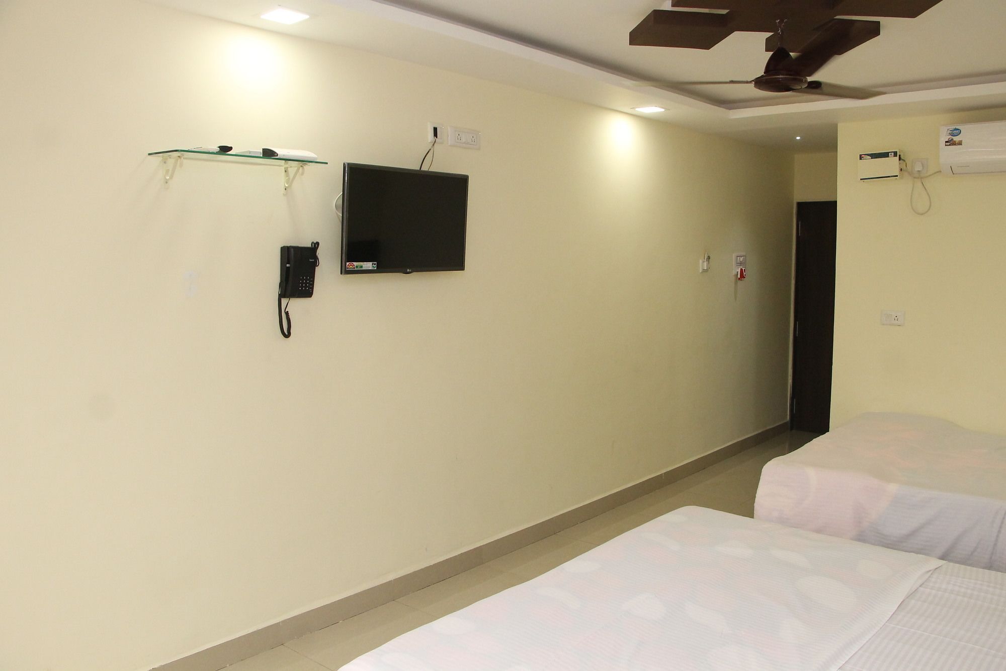 Swaraj The Goan Dream Hotel Calangute Luaran gambar